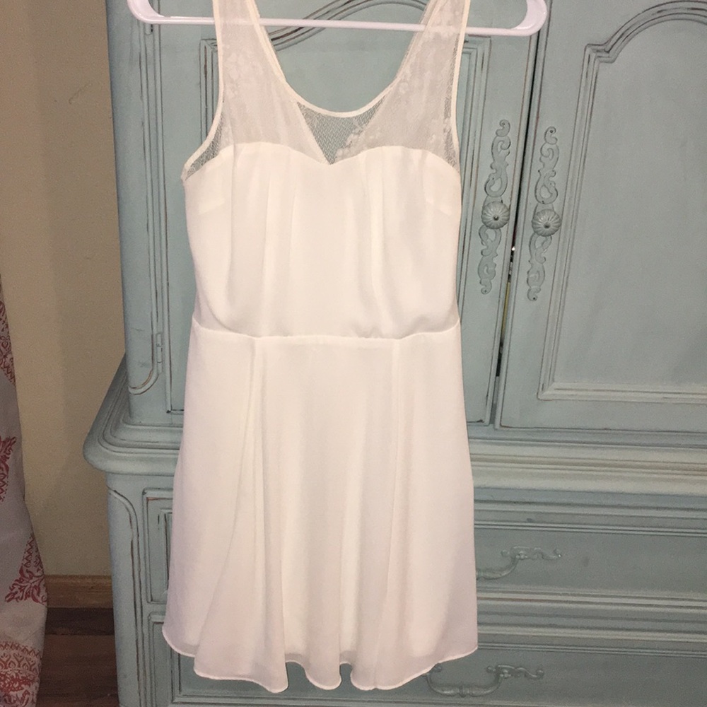 White Express Sundress ☀️